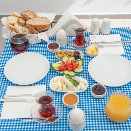 9bodrum トゥルグトレイス