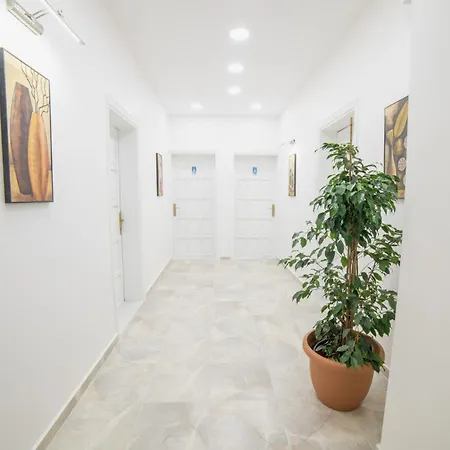 9bodrum 3* トゥルグトレイス